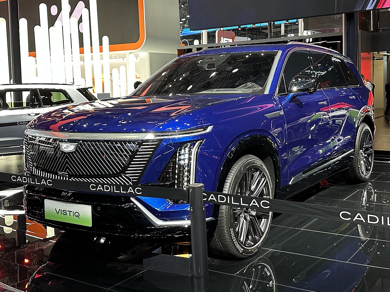 Cadillac Vistiq